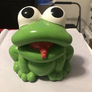 Egan - Balloon Frog (Green) - BL18RA/3 CERAMIC FIGURINE RED TONGUE MADE IN ITALY